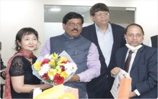 Meeting with Industry Minister Dr. Murugesh Nirani